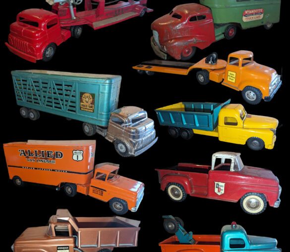 Vintage Toys, Sports Memorabilia & Toy Tractors – Cyber Monday Auction