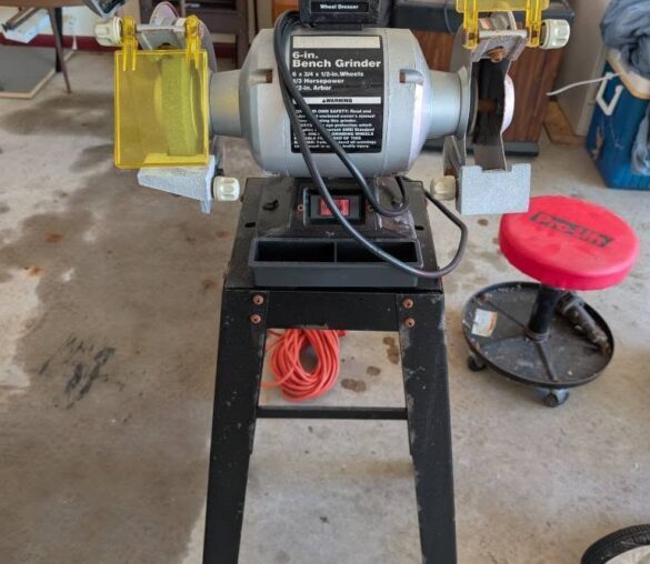 Delano “Dee” Kruzan Personal Property Auction