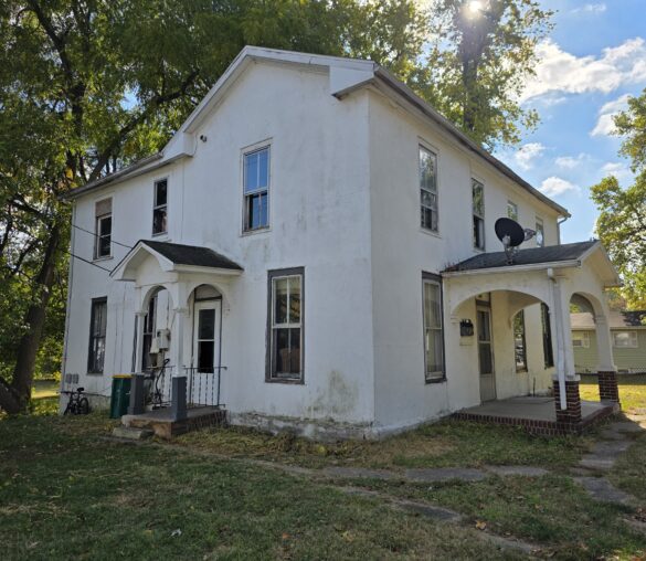 Real Estate Auction: 503 S. Dudley Street, Macomb, IL