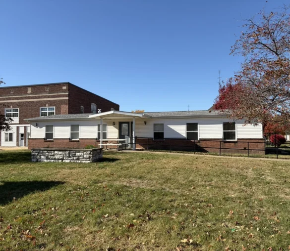 Online Only Real Estate Auction: 130 N. Broadway Street, Table Grove, IL