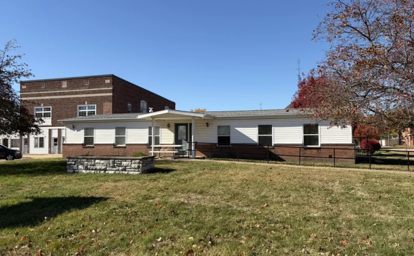 Online Only Real Estate Auction: 130 N. Broadway Street, Table Grove, IL
