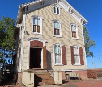 1800s Wataga, Illinois Farmhouse Architectural Salvage Auction