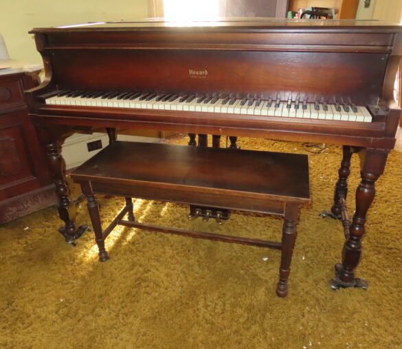 1800s Wataga, Illinois Farmhouse Architectural Salvage Auction