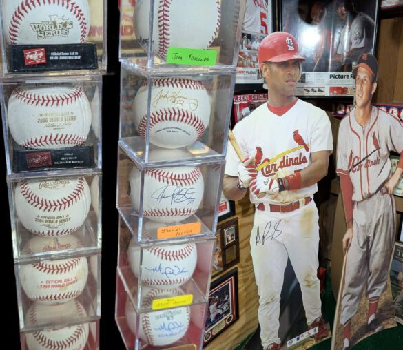 The Ursa Collection – St. Louis Cardinals Auction