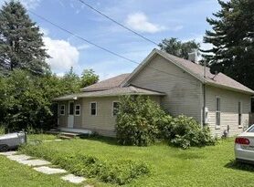 Online Only Real Estate Auction: 205 W. South Street, Colchester, IL