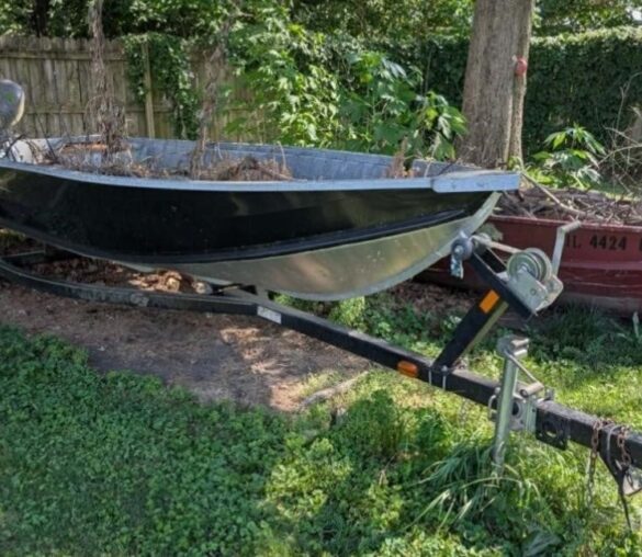 Personal Property Auction 100 Arlington Drive, Macomb IL
