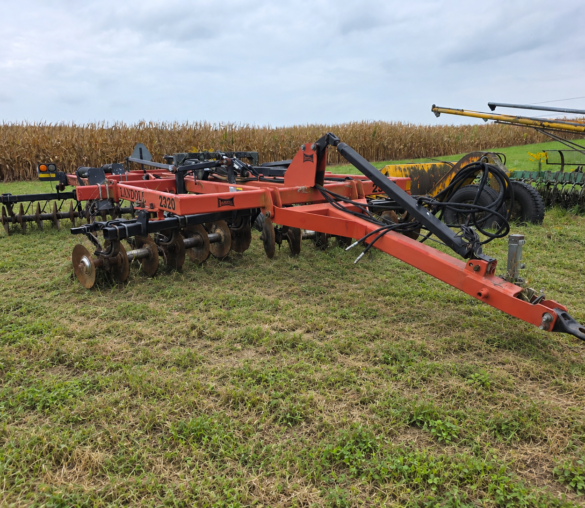 Allen and Clarice Blout Trust Farm Machinery & Other Online-only Auction